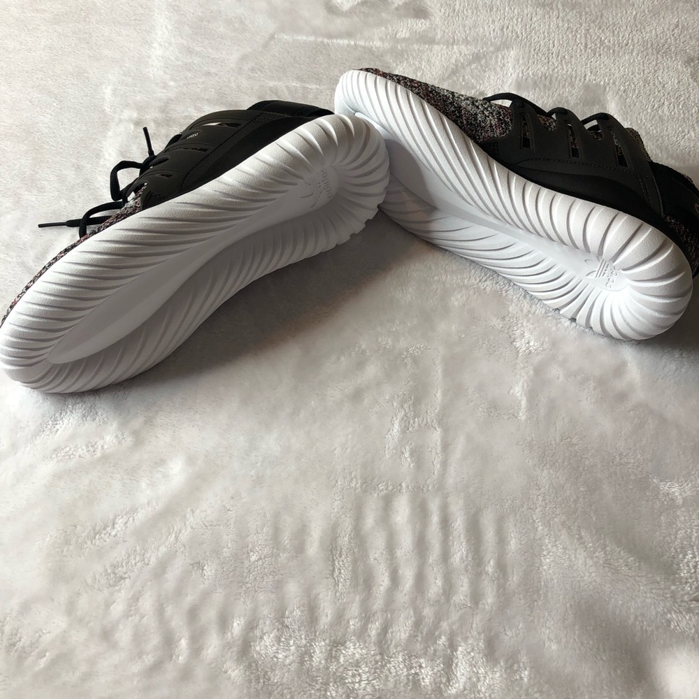 Adidas Tubular🏋🏽‍♂️ - Picture 6 of 6